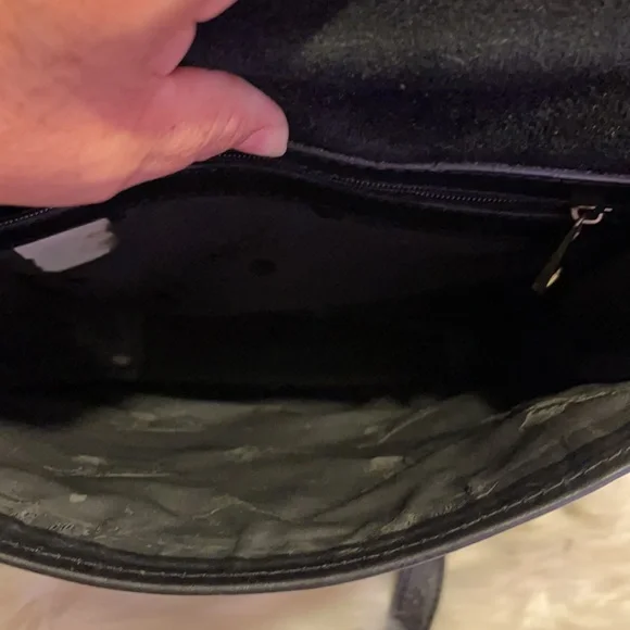BLACK BUFFALO LEATHER MESSENGER BAG